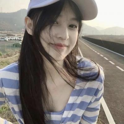 爱我你再亲亲我